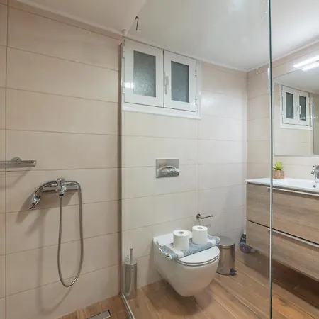 Stylish Renovated 이라클리온