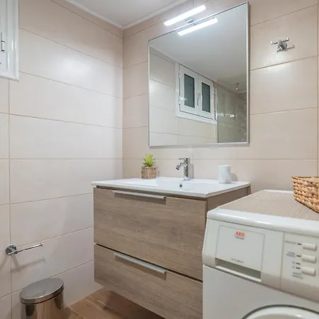 Stylish Renovated 이라클리온