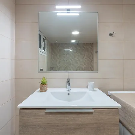 Stylish Renovated 펜션